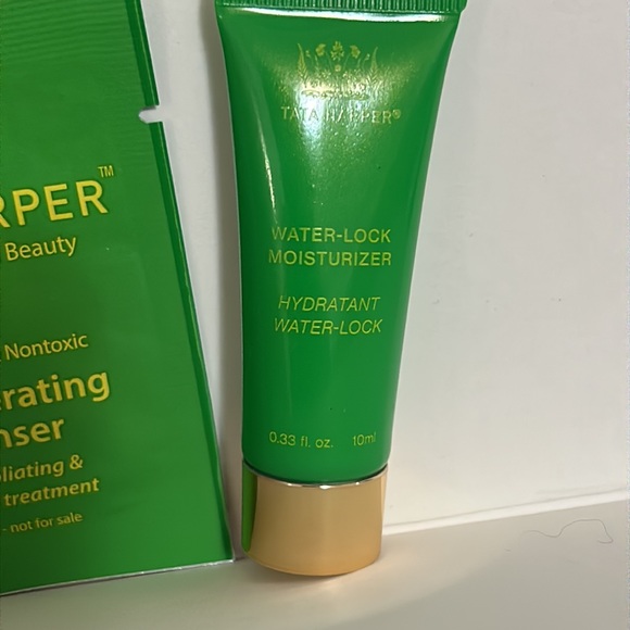 Tata Harper set - Picture 2 of 6